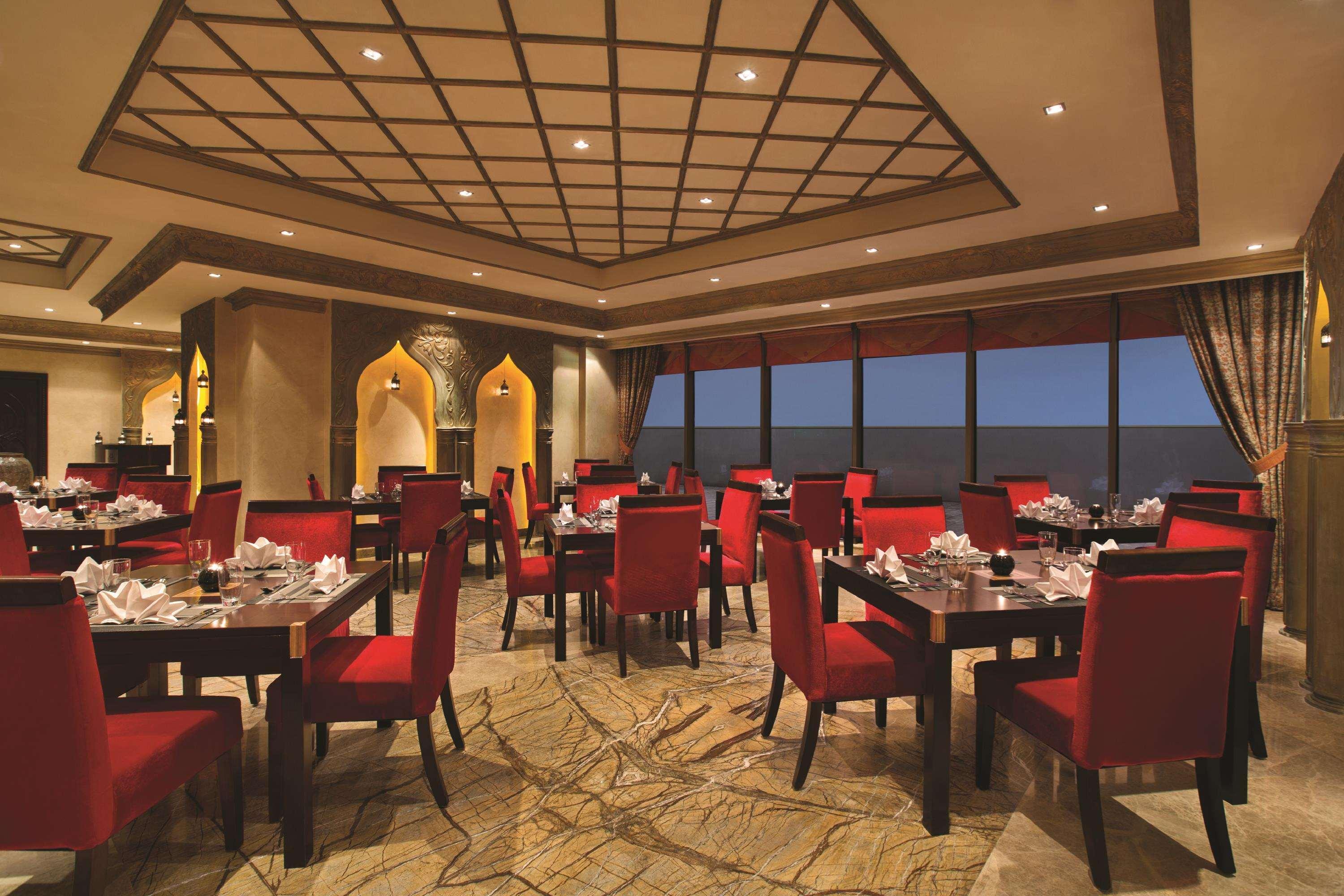 Doubletree By Hilton Dhahran Hotel Al Khobar Exterior photo