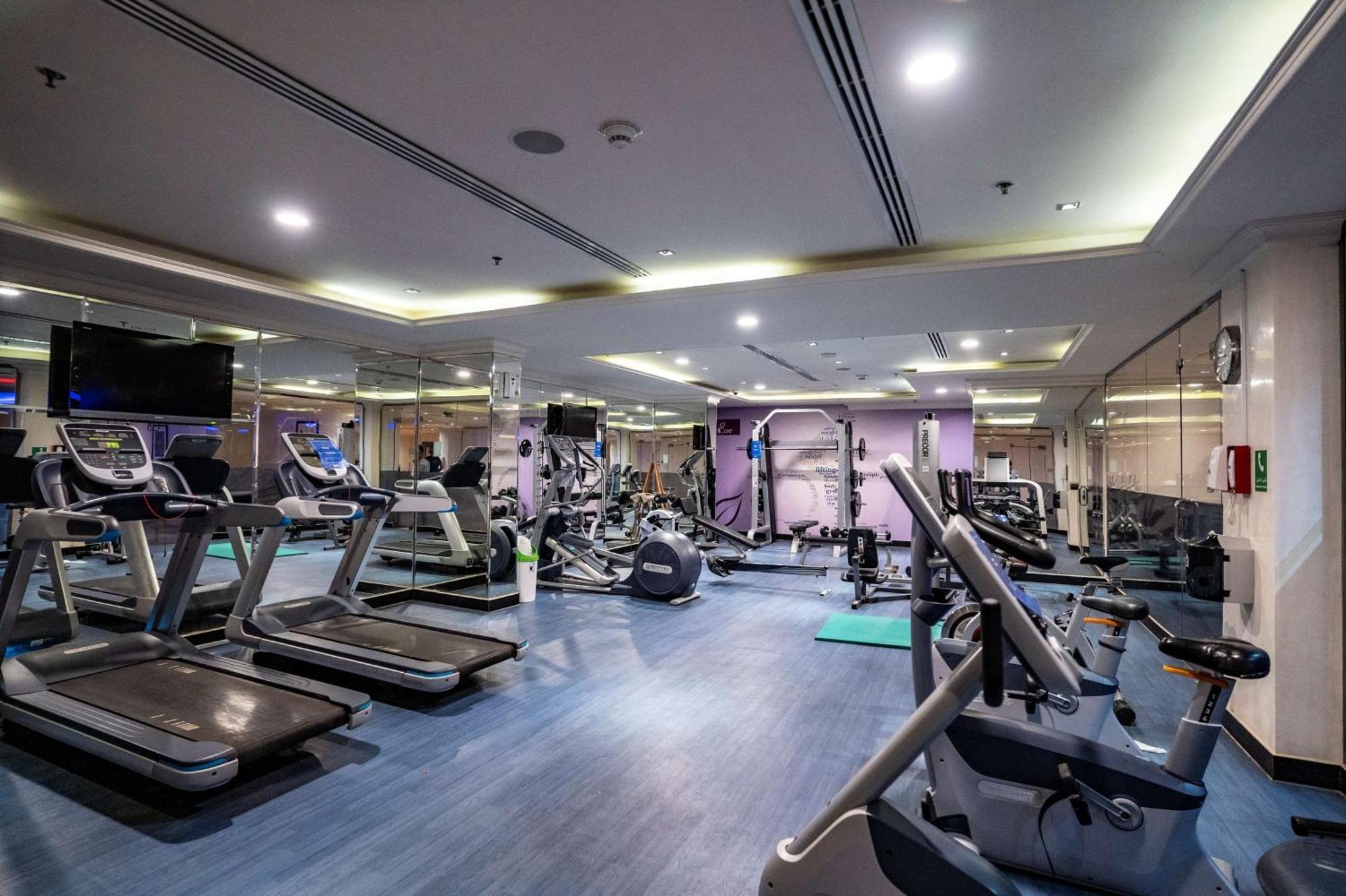 Doubletree By Hilton Dhahran Hotel Al Khobar Exterior photo